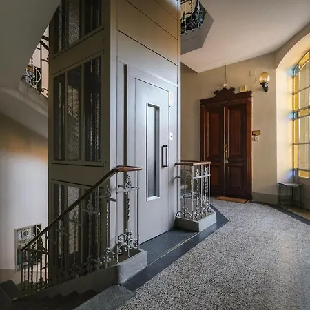 A Casa Di Adele Centro Apartment *