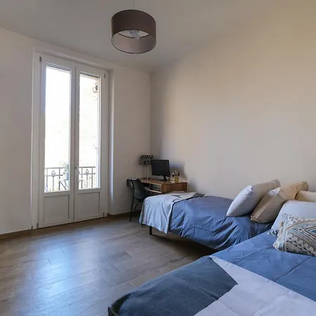 A Casa Di Adele Centro アパート トリノ