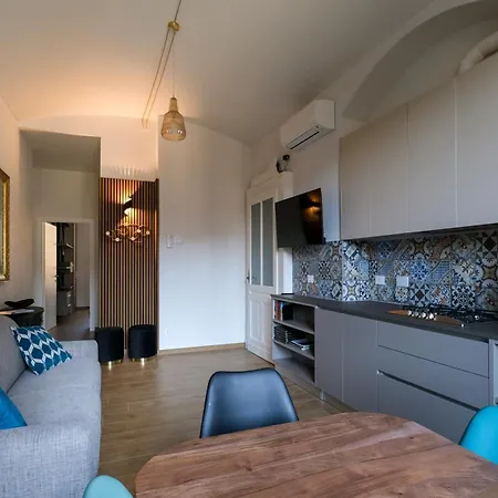 Апартаменты A Casa Di Adele Centro *