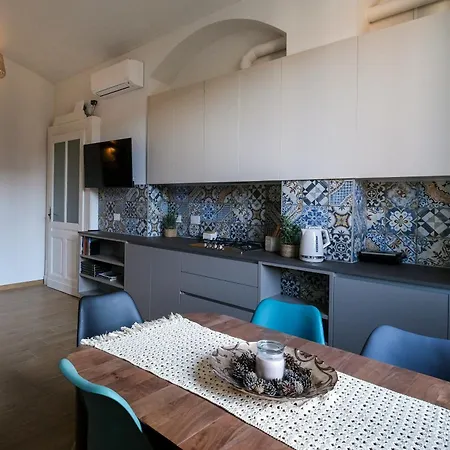 A Casa Di Adele Centro Апартаменты *